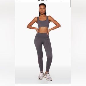 Set Active Sculptflex leggings and bra in pebble